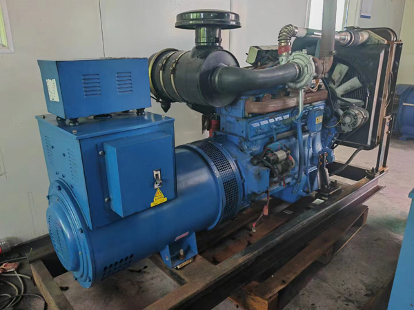 抚州100kW柴油发电机组使用多级机油有哪些优缺点？